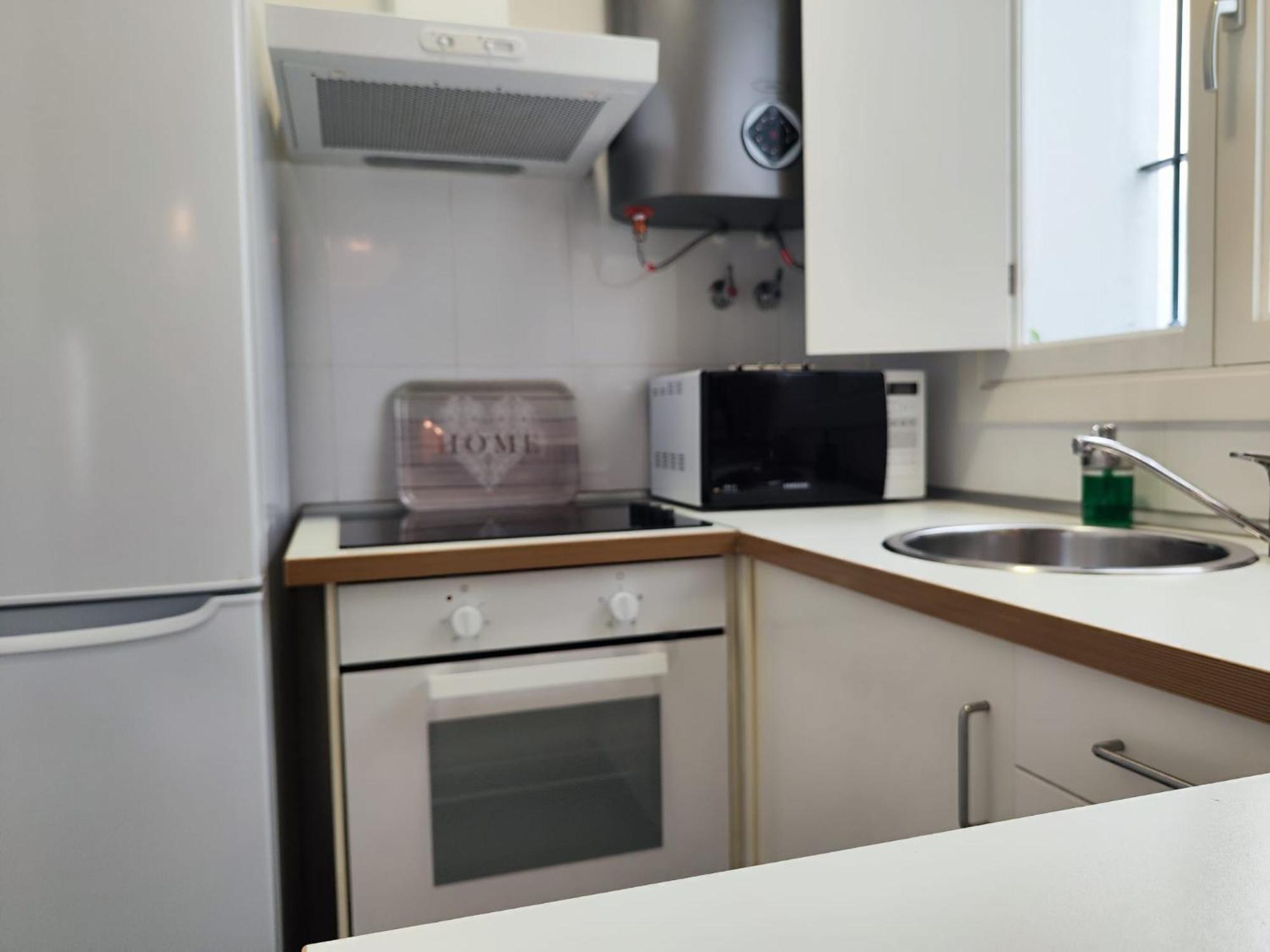Suite Del Mercado Little Apartments Кадис Экстерьер фото
