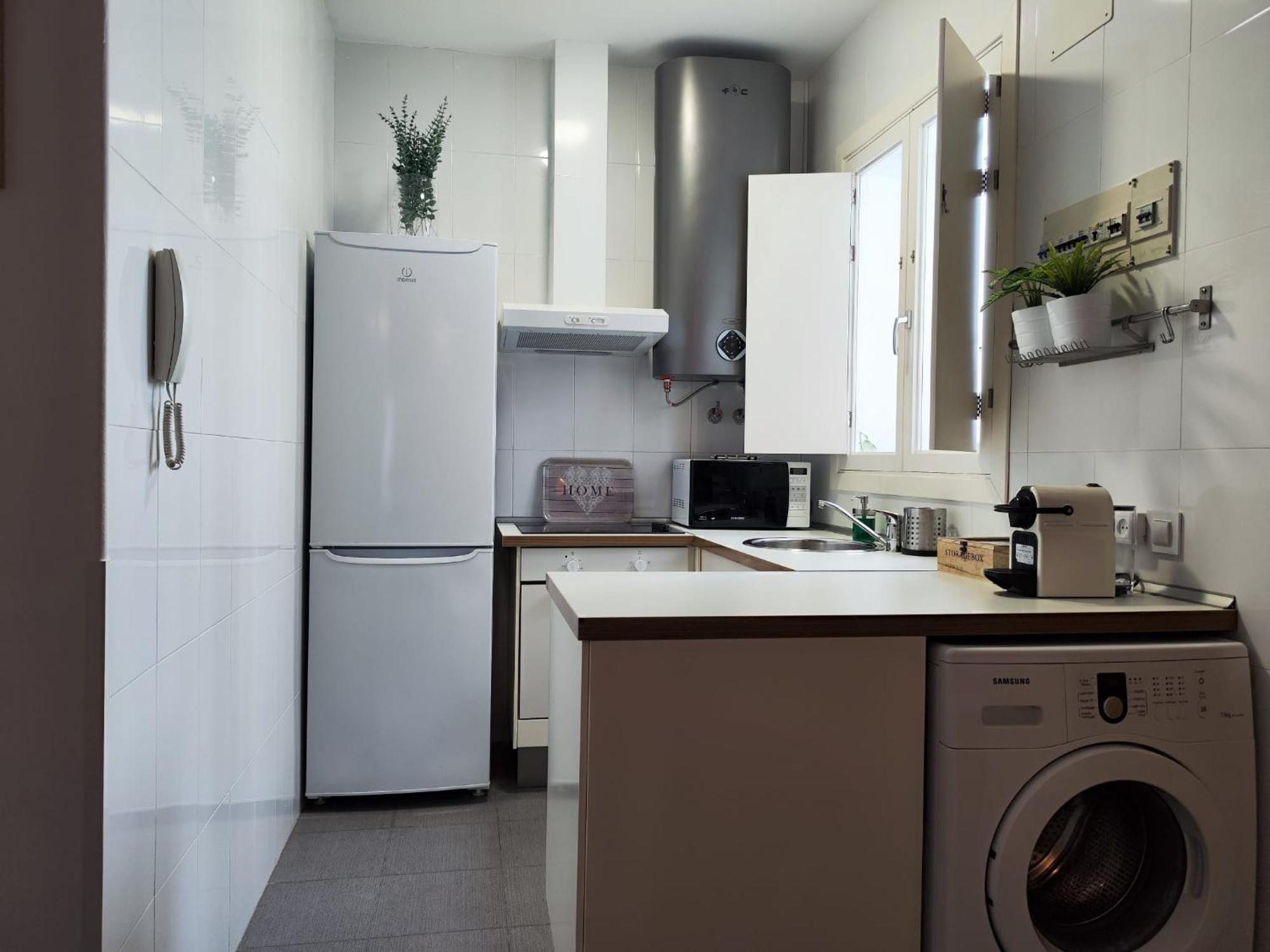 Suite Del Mercado Little Apartments Кадис Экстерьер фото