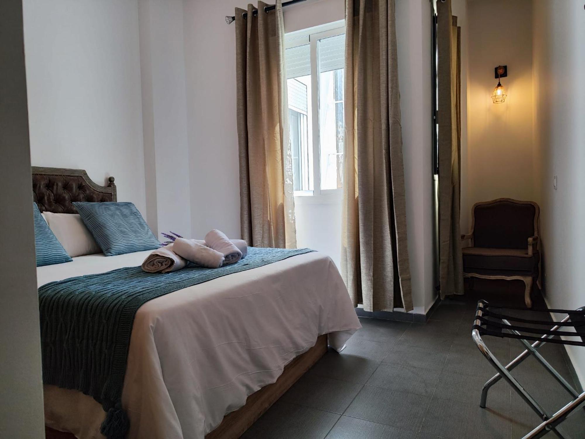 Suite Del Mercado Little Apartments Кадис Экстерьер фото
